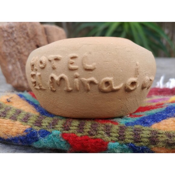 Vintage Hotel El Mirador Souvenir Terra Cotta Ashtray - Picture 15 of 16